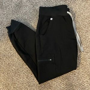 FIGS Zamora Black Jogger